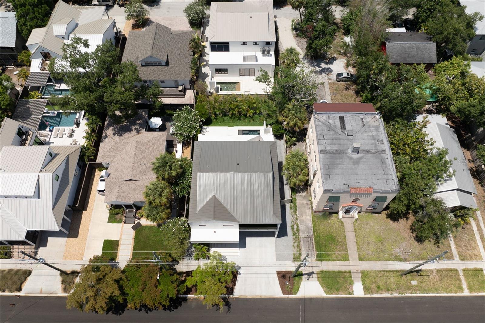 1681 Oak St Property Photo 80
