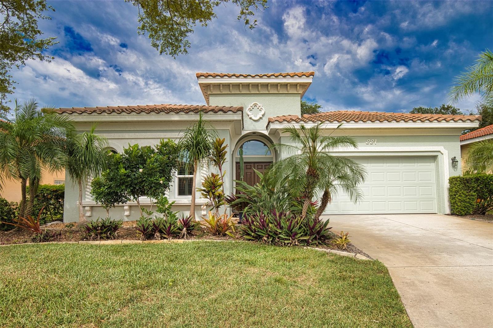221 Rio Terra Property Photo 1