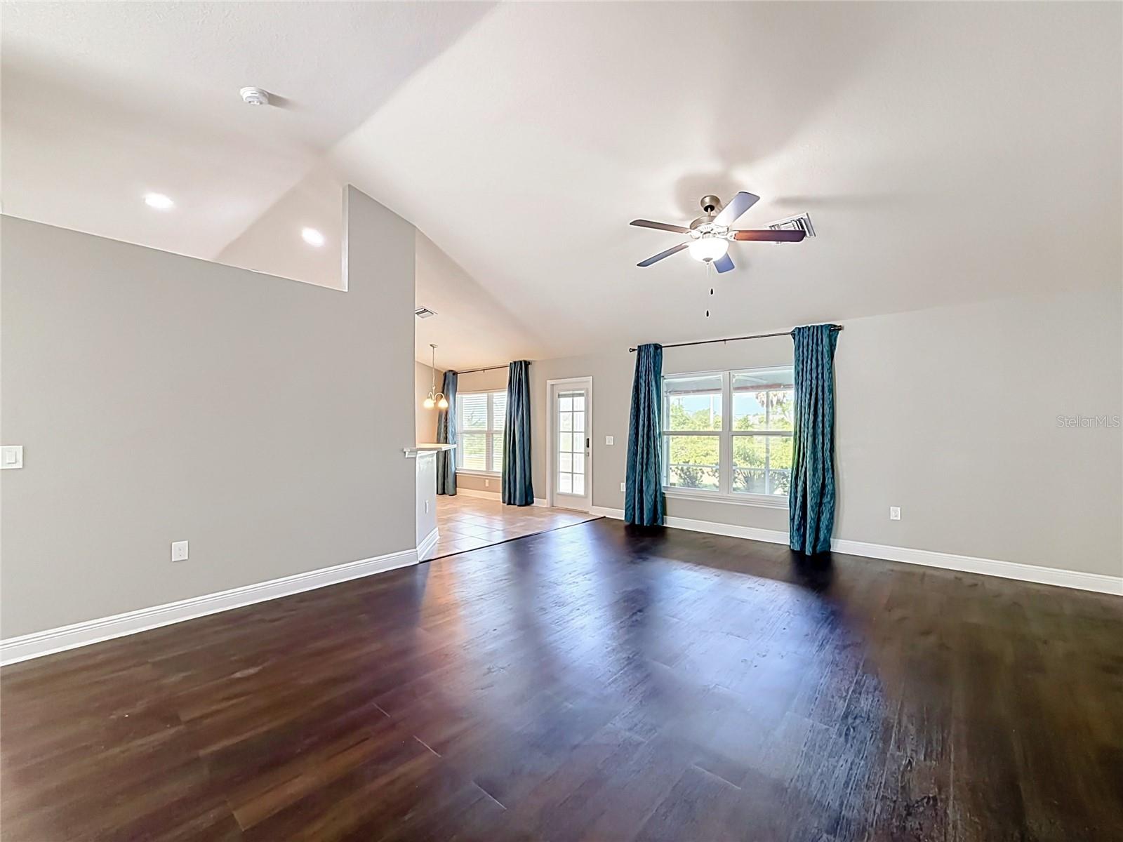 1741 Shevlin St Property Photo 15