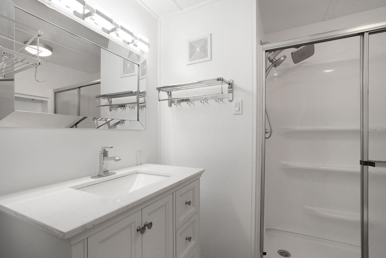 654 Blackburn Blvd Property Photo 27