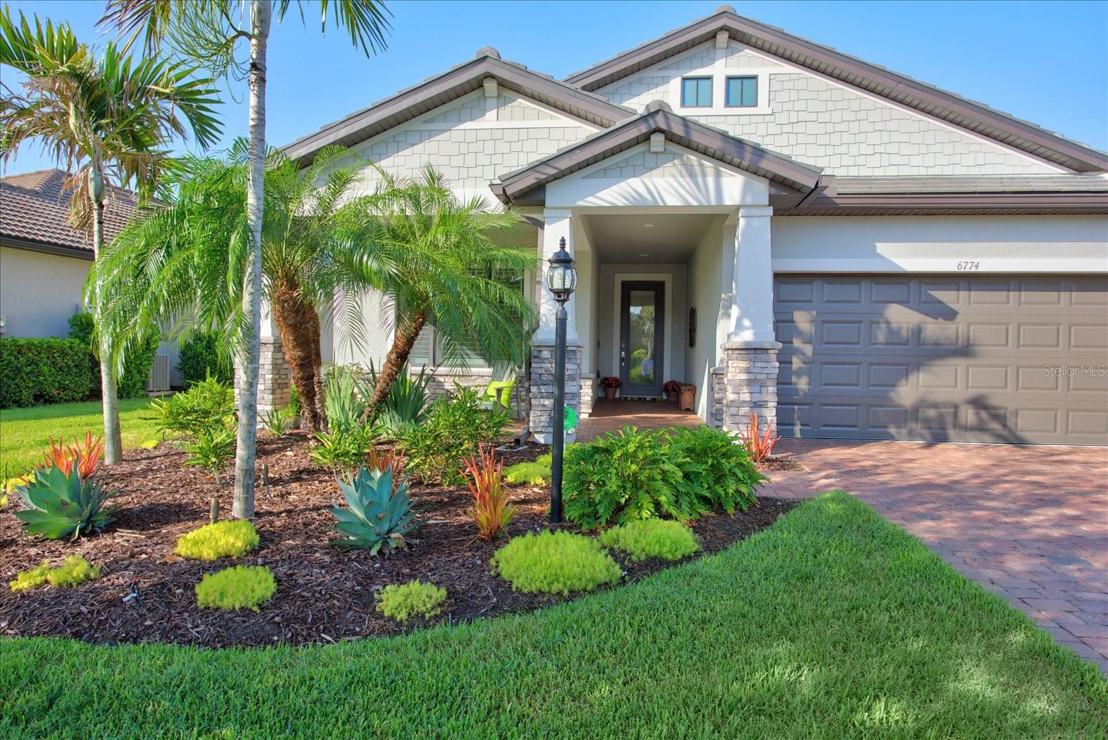 6774 Chester Trl Property Photo 2