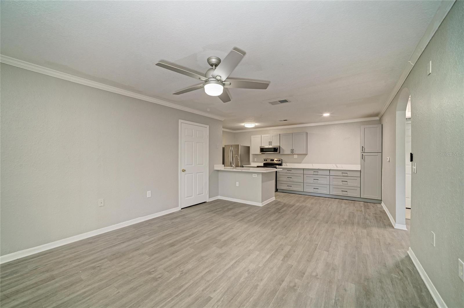 8932 Manor Loop #102 Property Photo 11