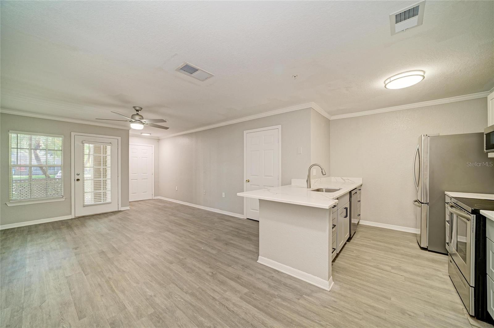 8932 Manor Loop #102 Property Photo 15