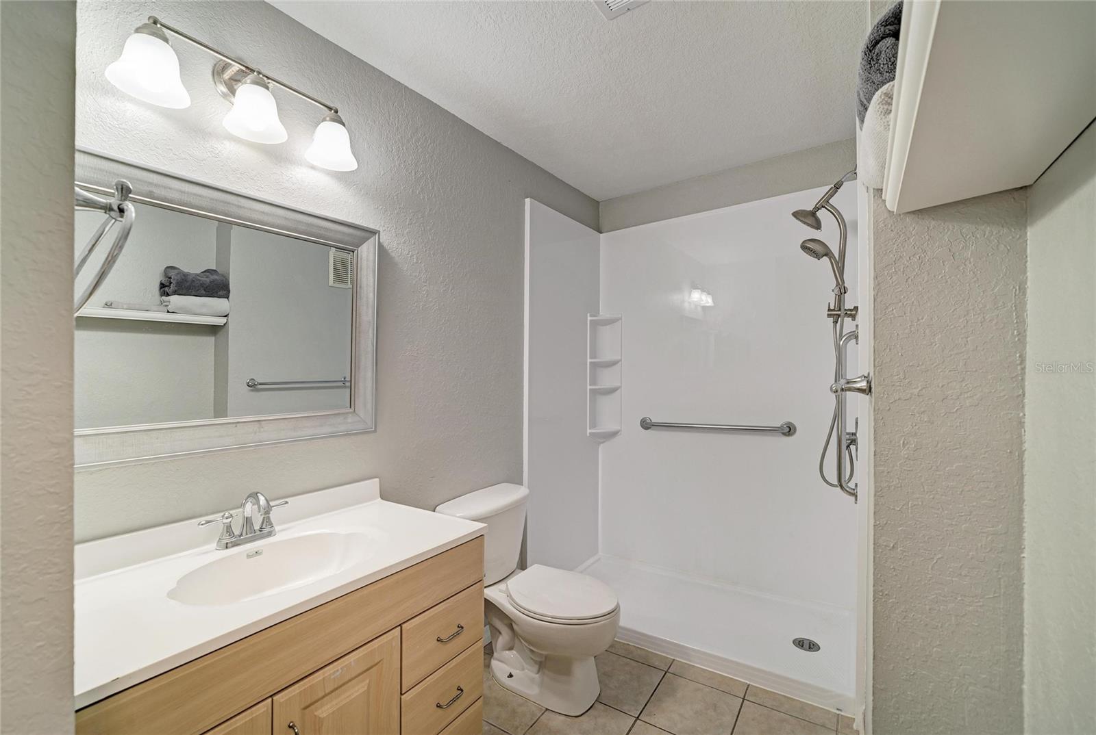 8932 Manor Loop #102 Property Photo 29