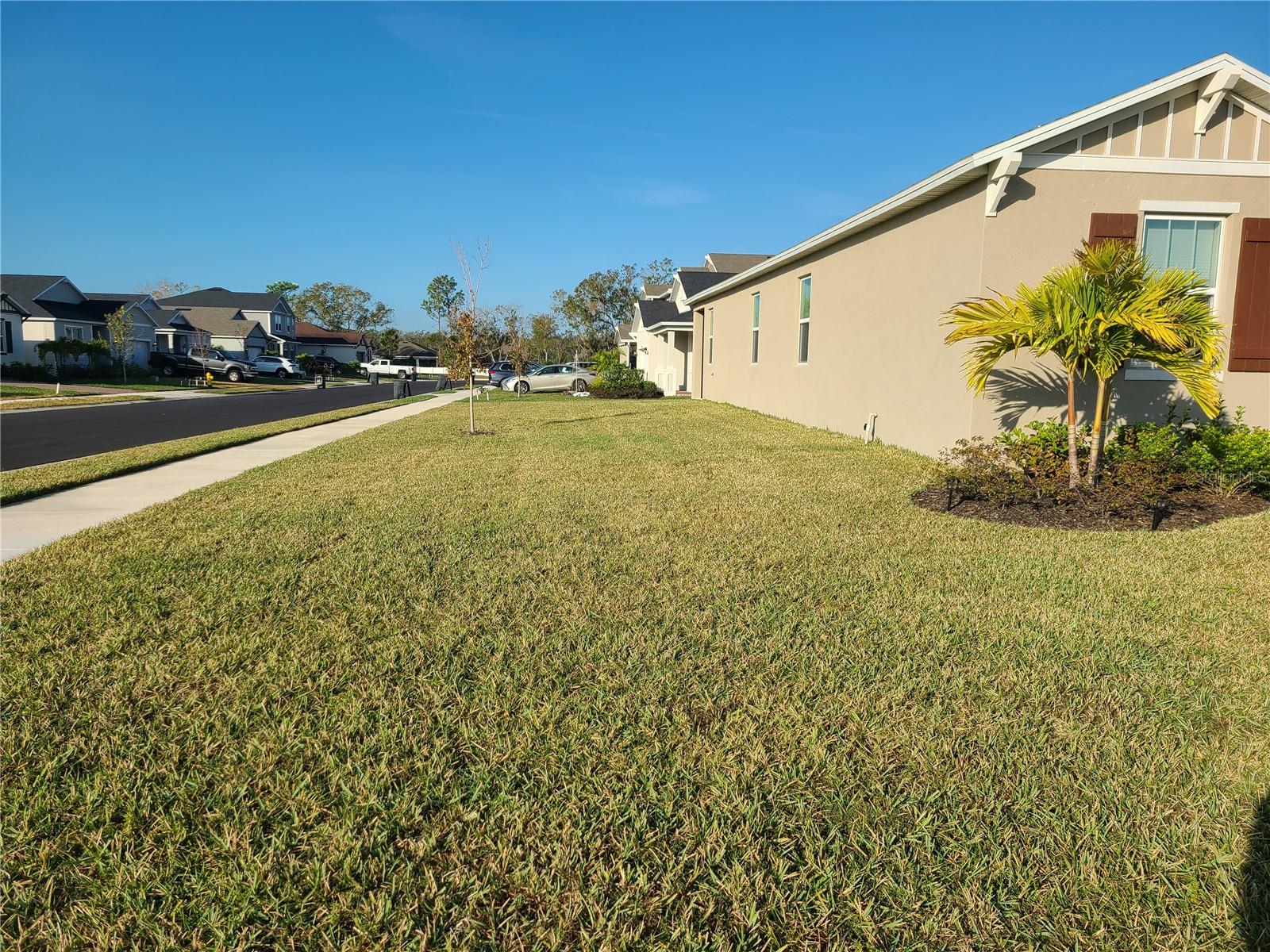 5736 143rd Ct E Property Photo 2