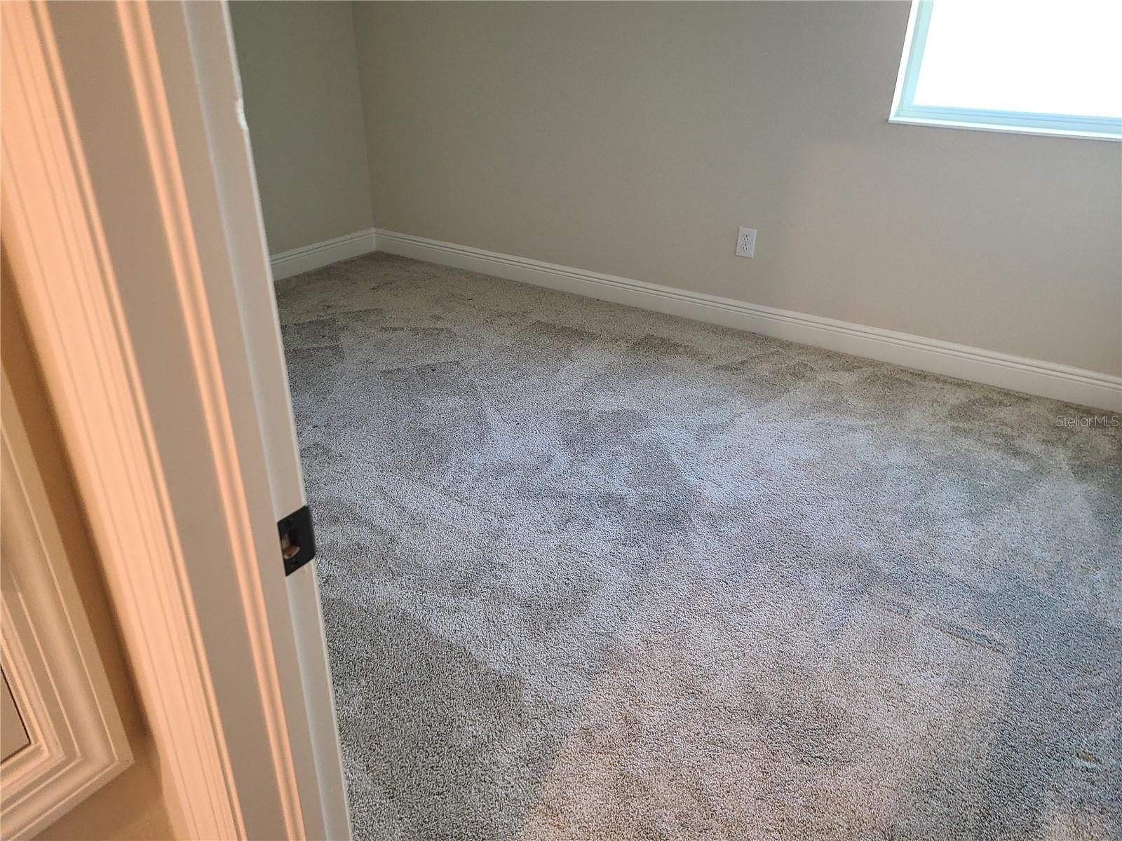5736 143rd Ct E Property Photo 11