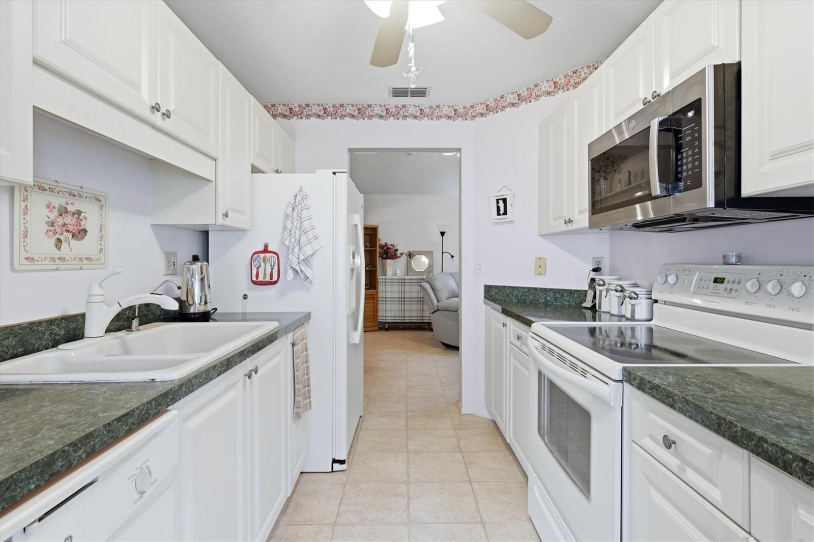 4006 W 37th Street Ct W Property Photo 21