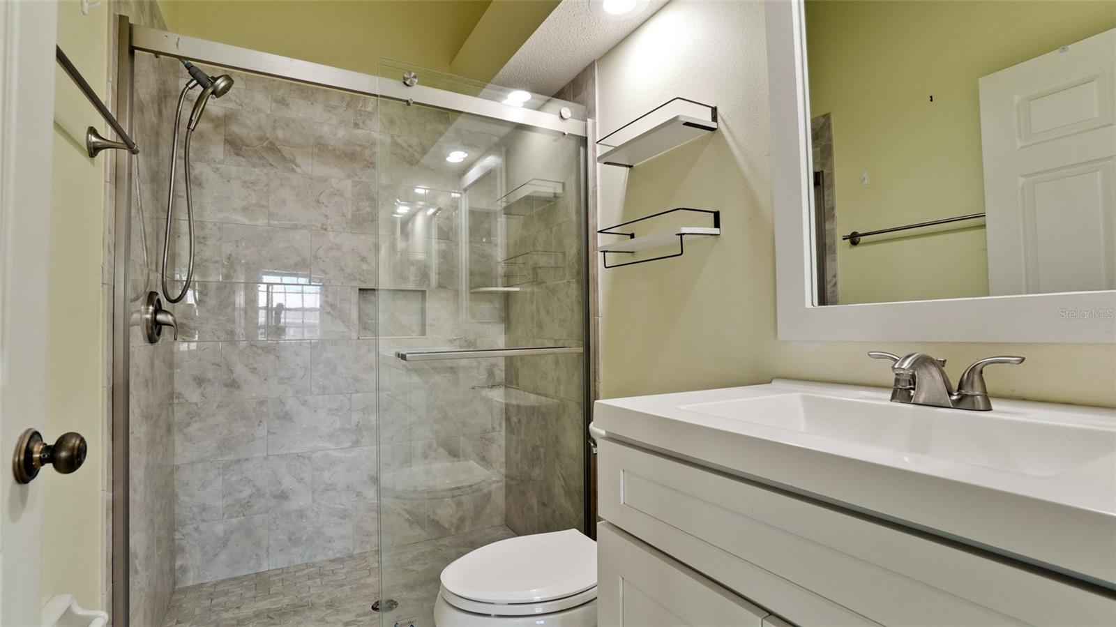 506 Woodstork Cir Property Photo 27
