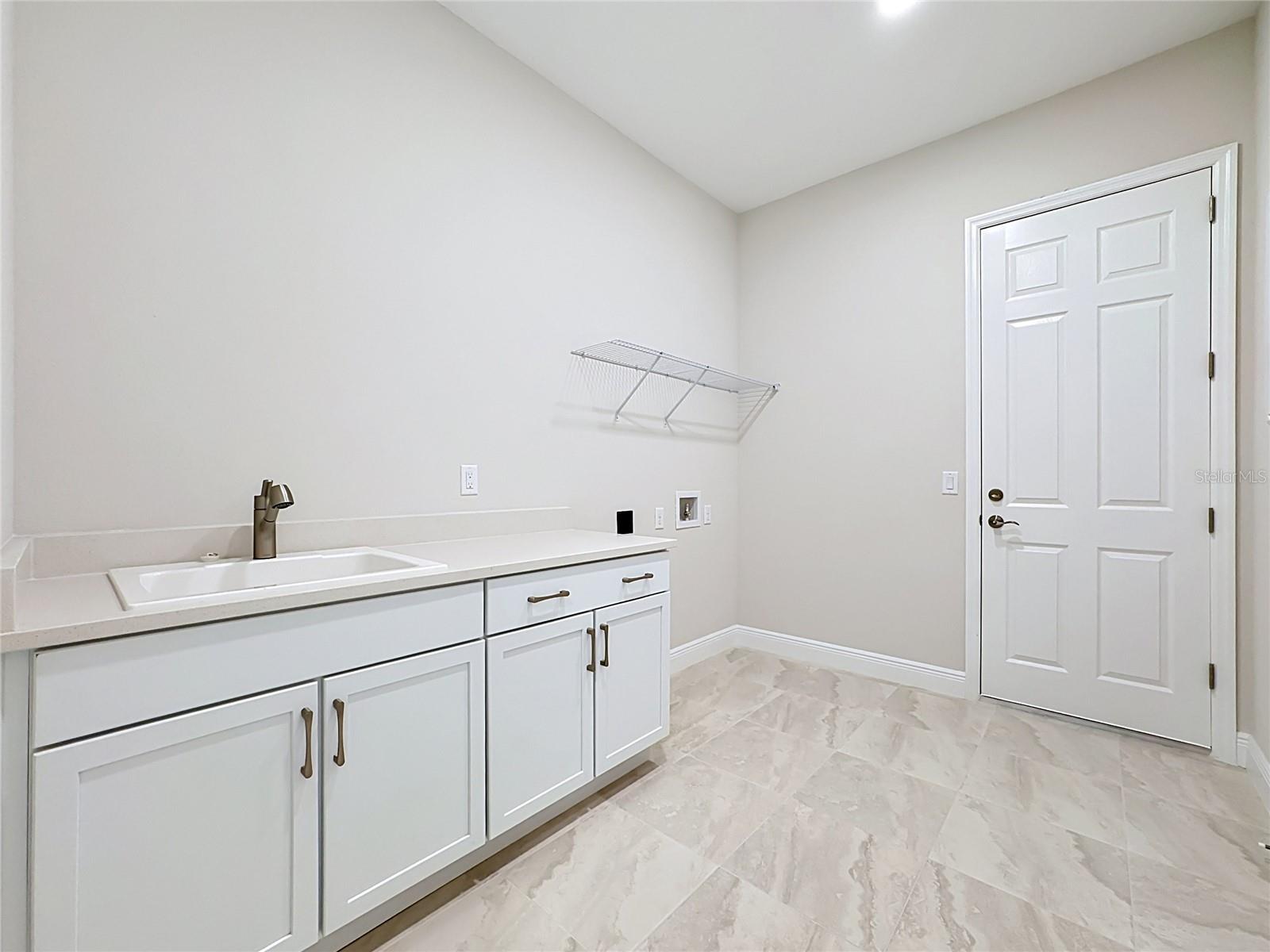 239 Monet Trl Property Photo 38