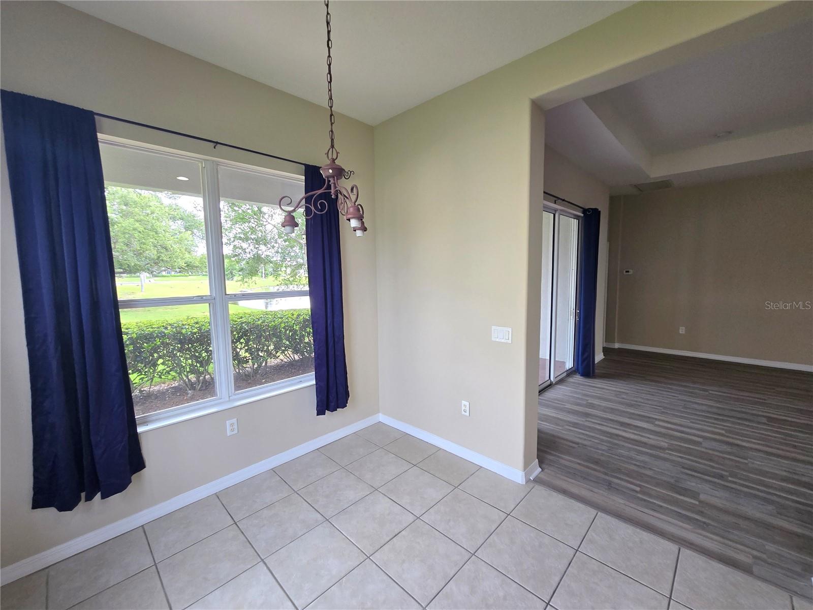 3637 Summerwind Cir Property Photo 15