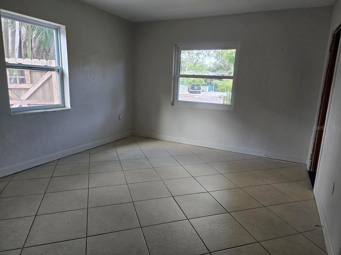 859 Patterson Dr Property Photo 18