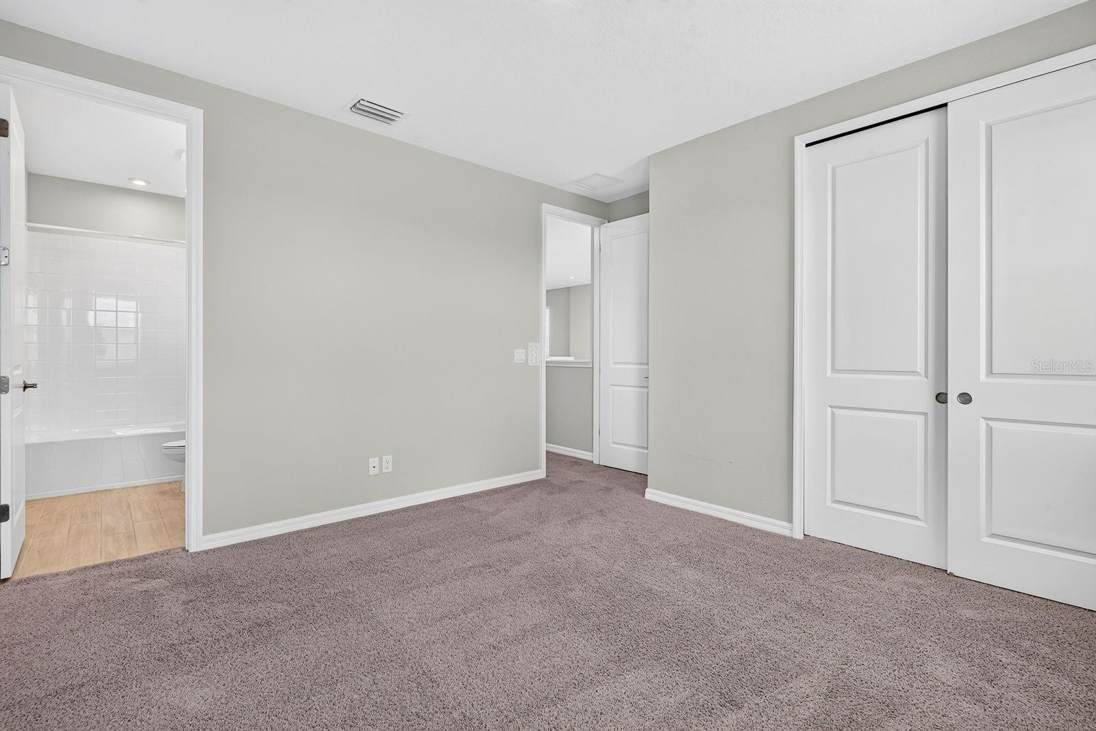 16443 Paynes Mill Dr Property Photo 37
