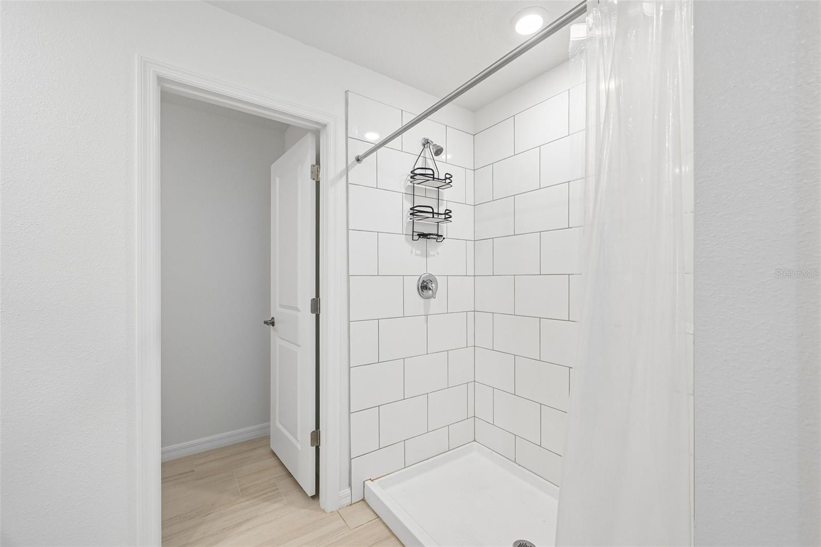 8807 Sunset Park Trl Property Photo 5