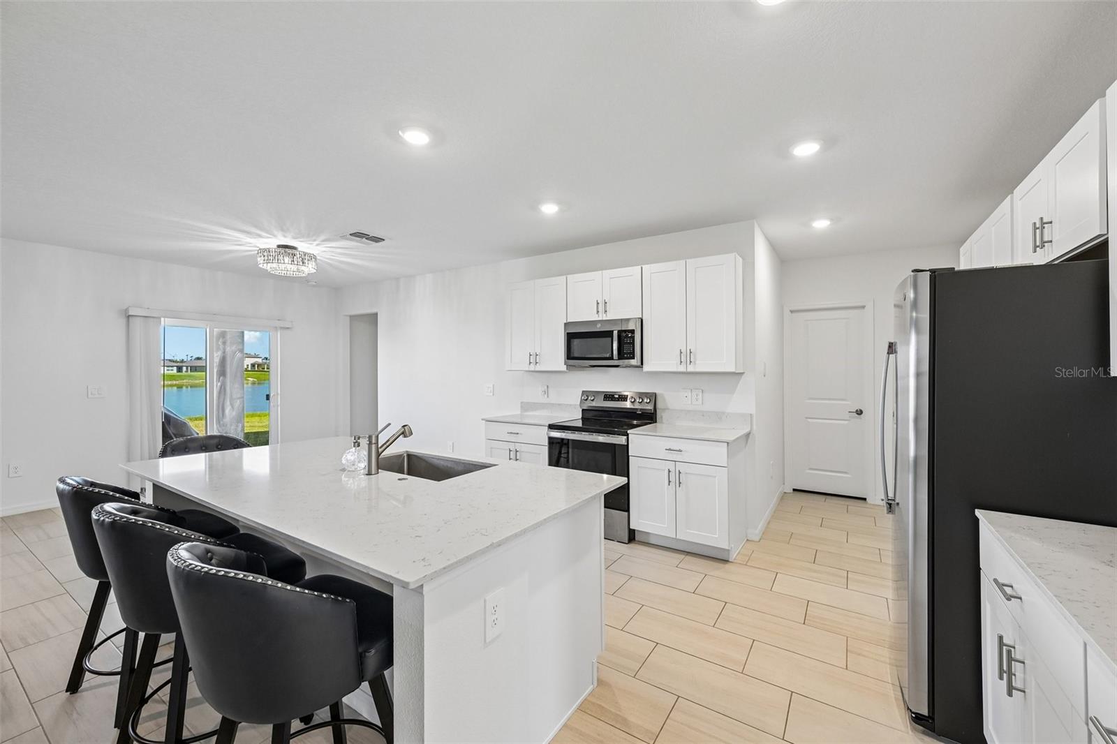 8807 Sunset Park Trl Property Photo 7