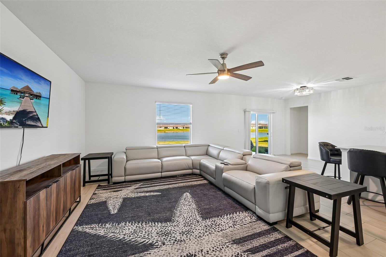 8807 Sunset Park Trl Property Photo 9