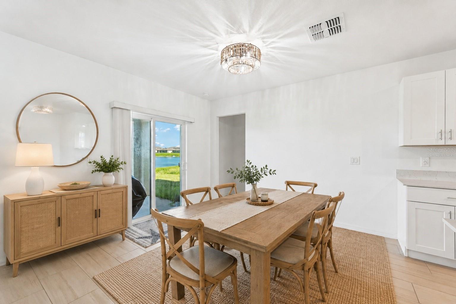8807 Sunset Park Trl Property Photo 11