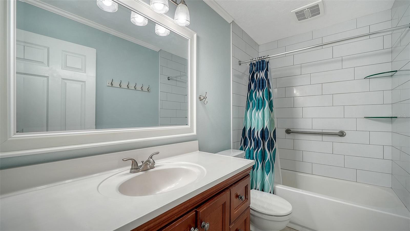 1546 Georgetowne Ln Property Photo 33