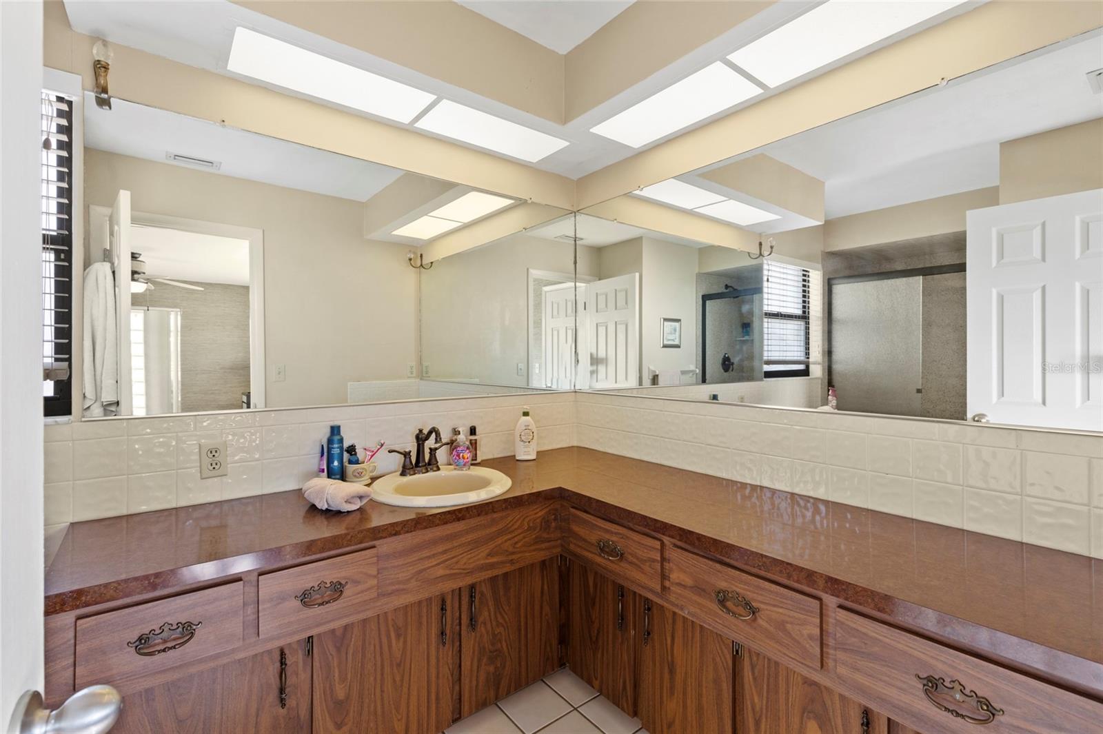 921 Birdie Way Property Photo 10