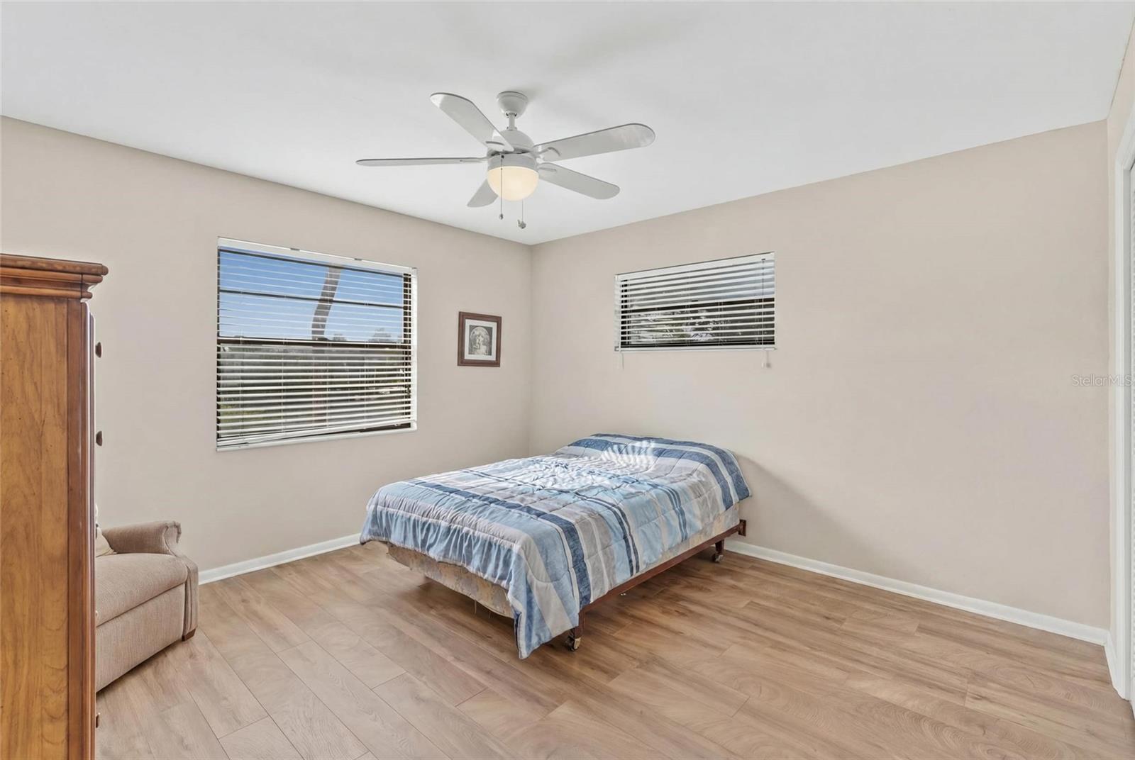 921 Birdie Way Property Photo 13