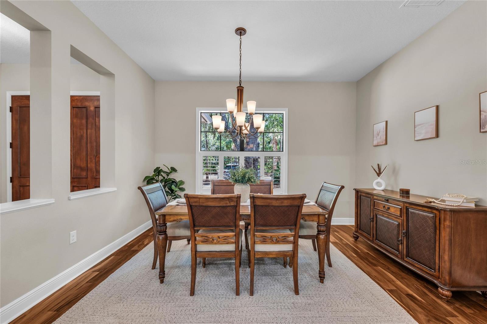 5911 River Forest Cir Property Photo 10
