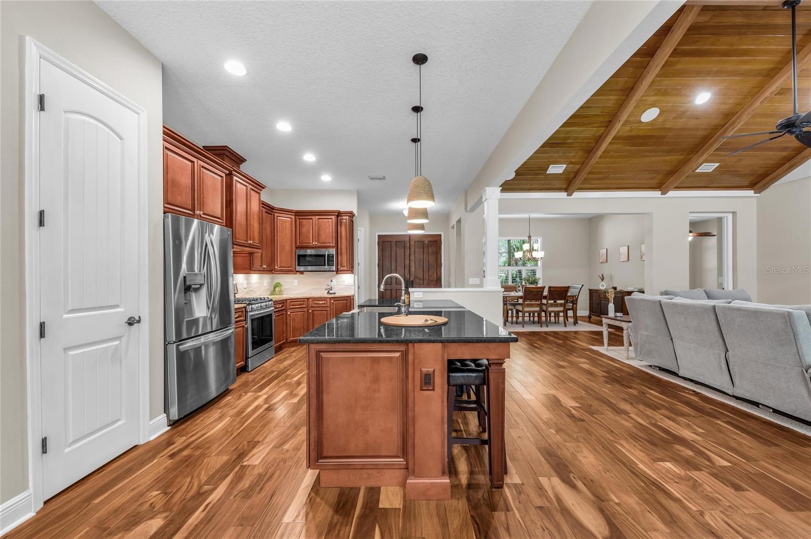 5911 River Forest Cir Property Photo 19