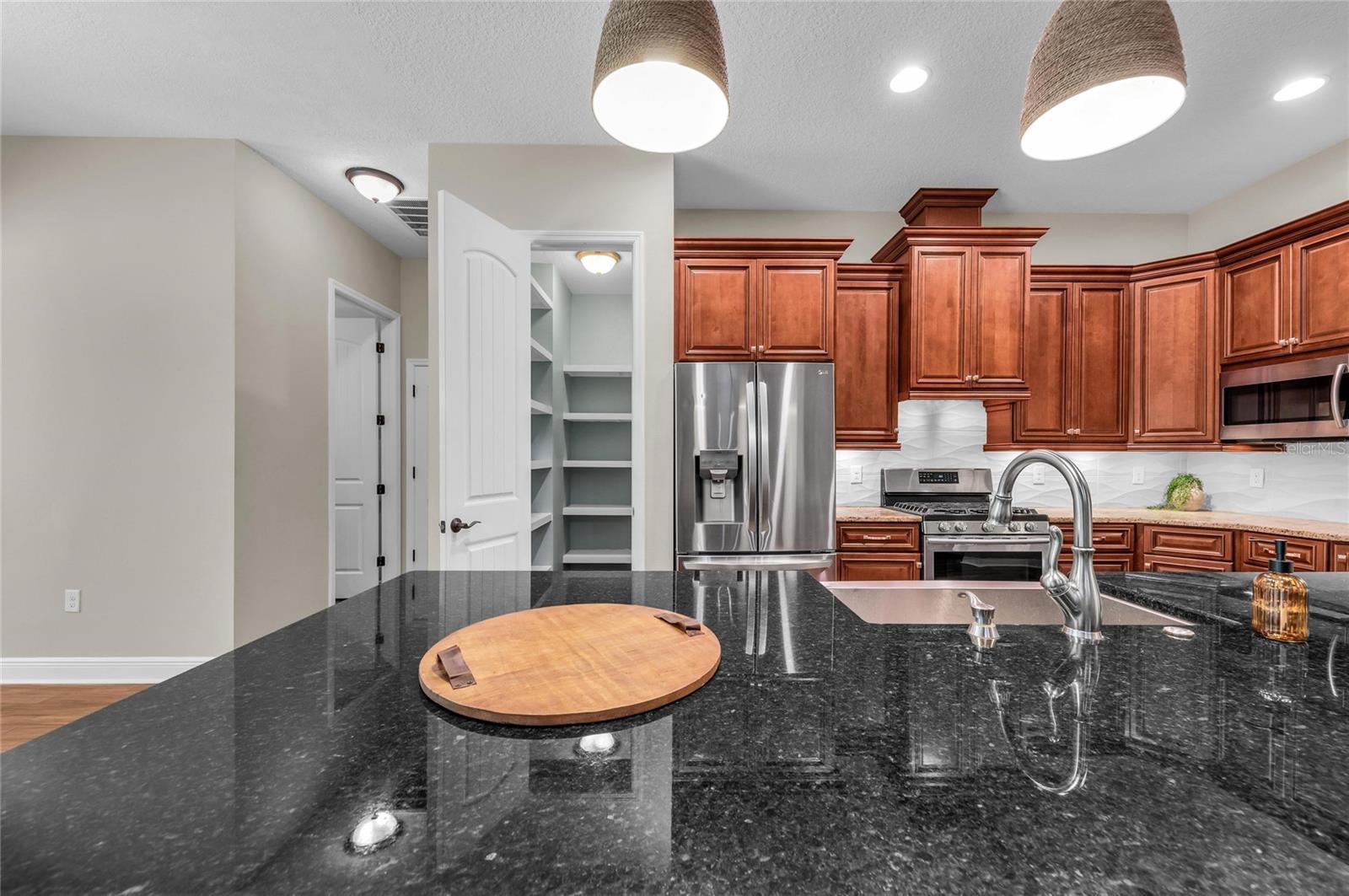 5911 River Forest Cir Property Photo 21