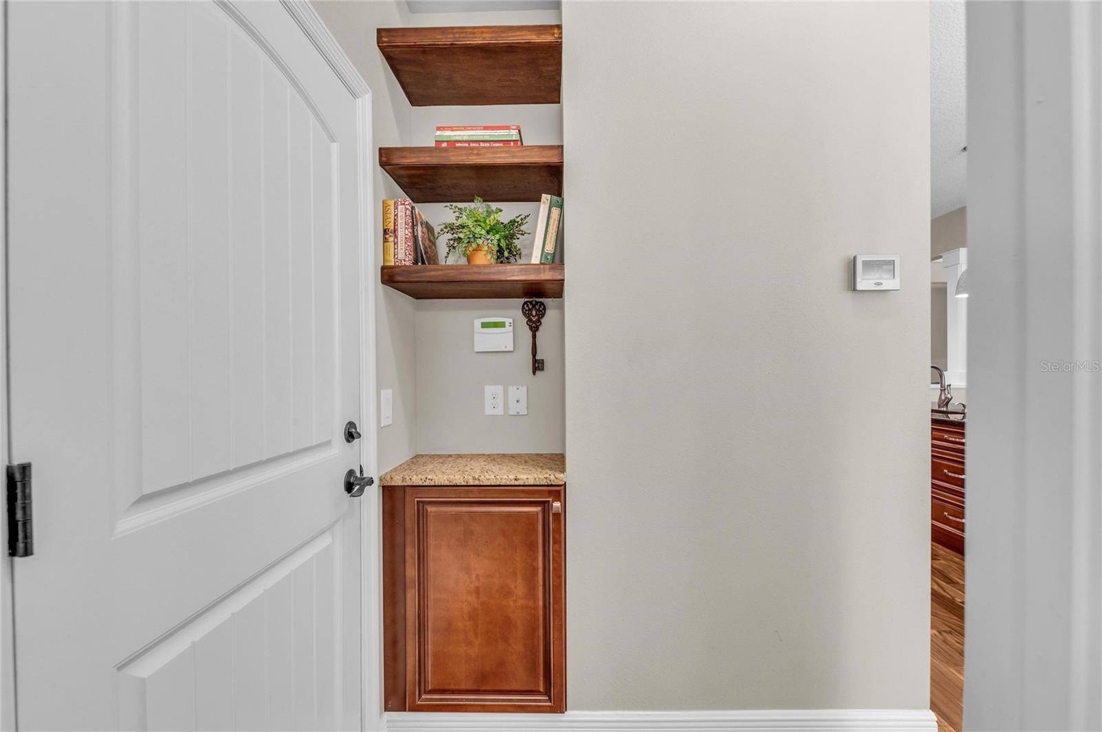 5911 River Forest Cir Property Photo 23