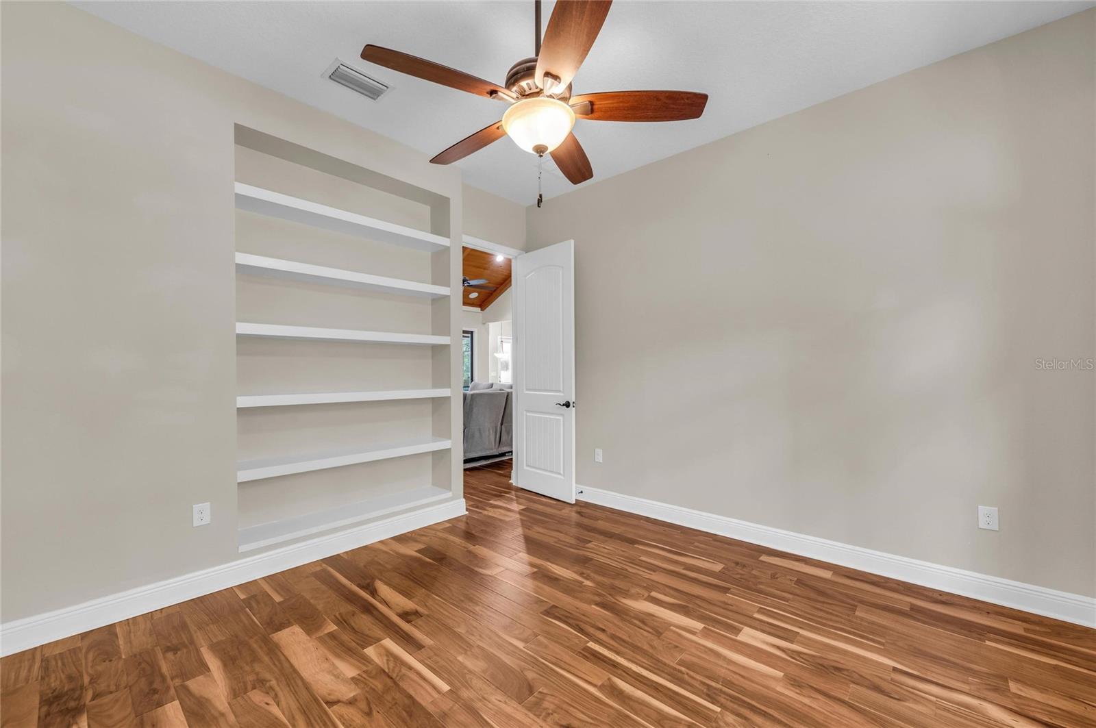 5911 River Forest Cir Property Photo 26