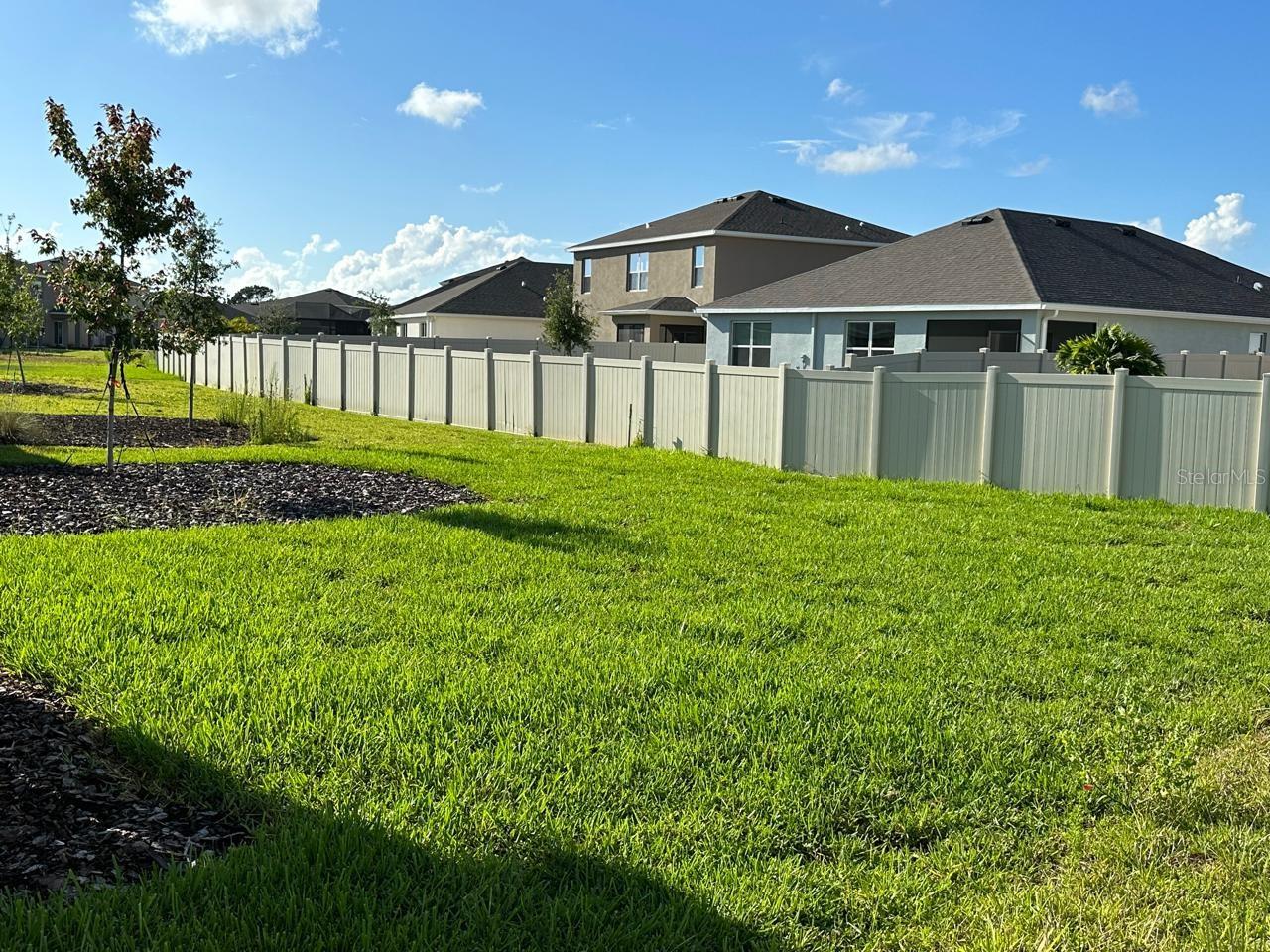12760 Lateral Root Dr Property Photo 4