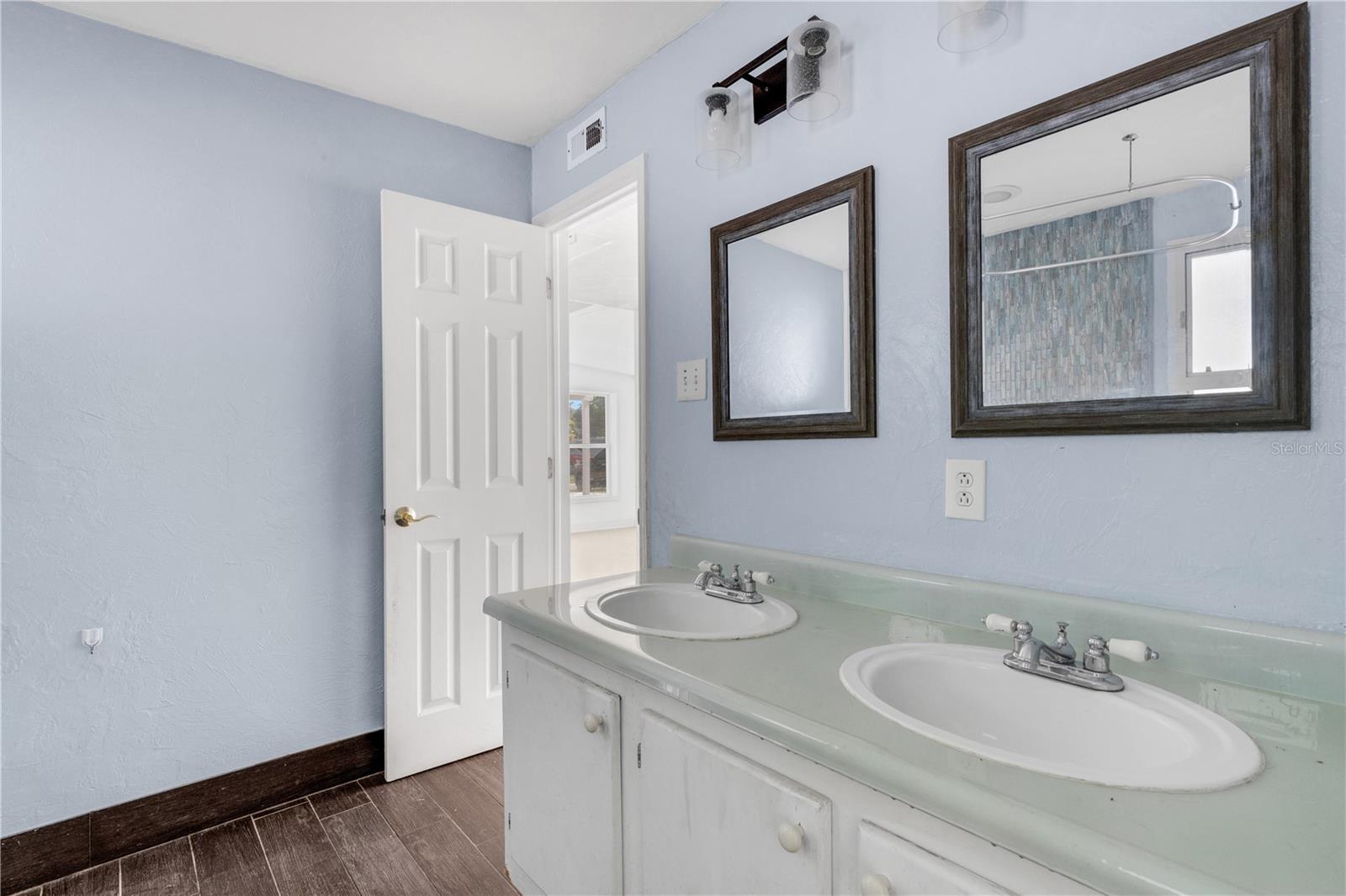 4861 Bell Meade Dr Property Photo 40