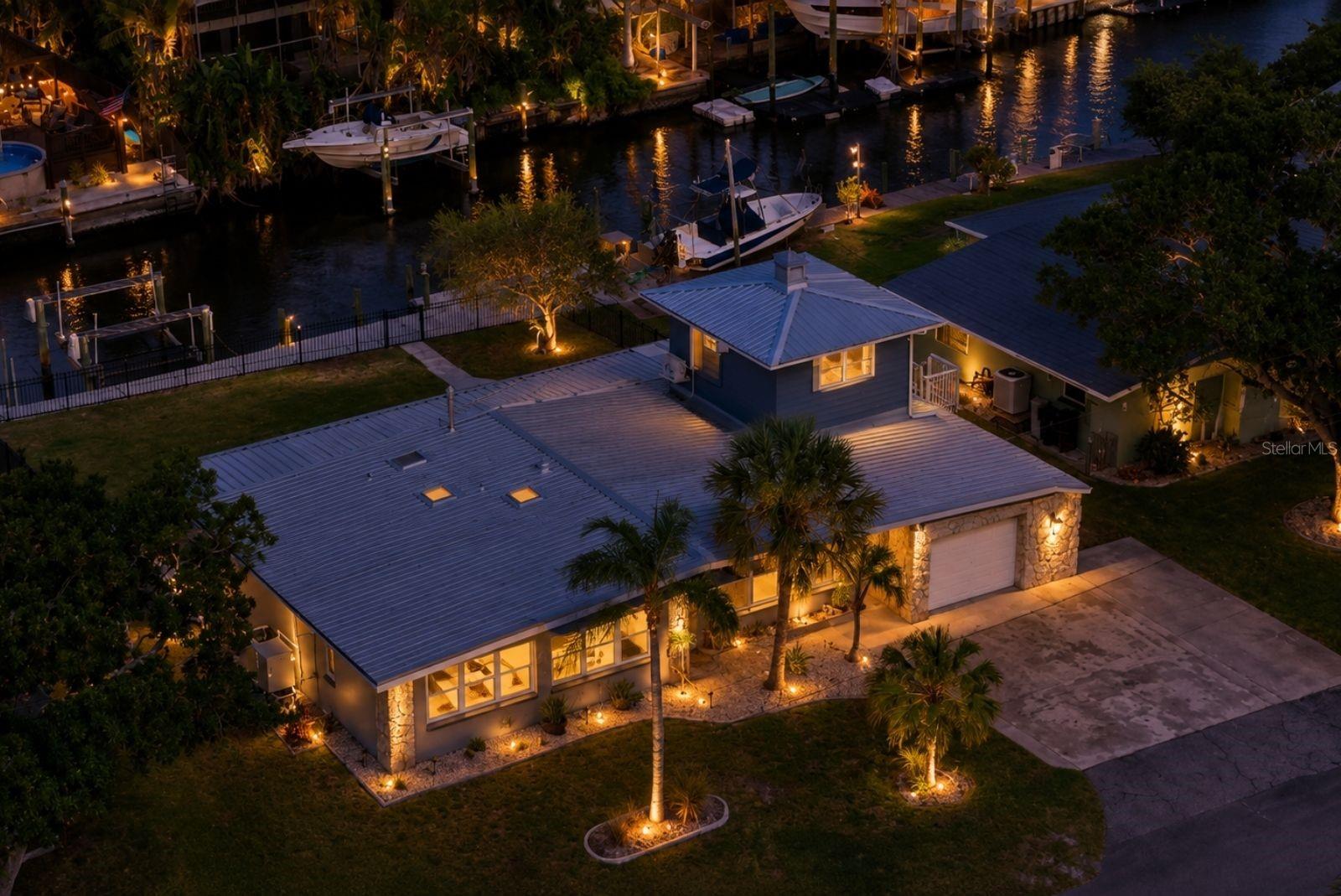512 PALM AVE