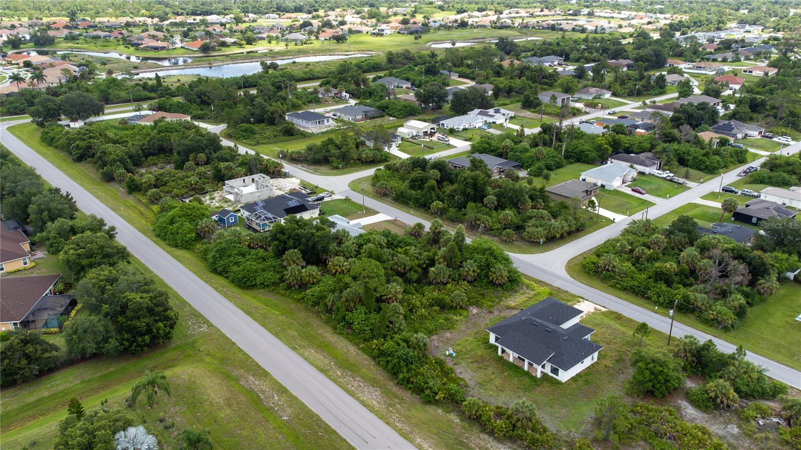 Andris St Property Photo 4