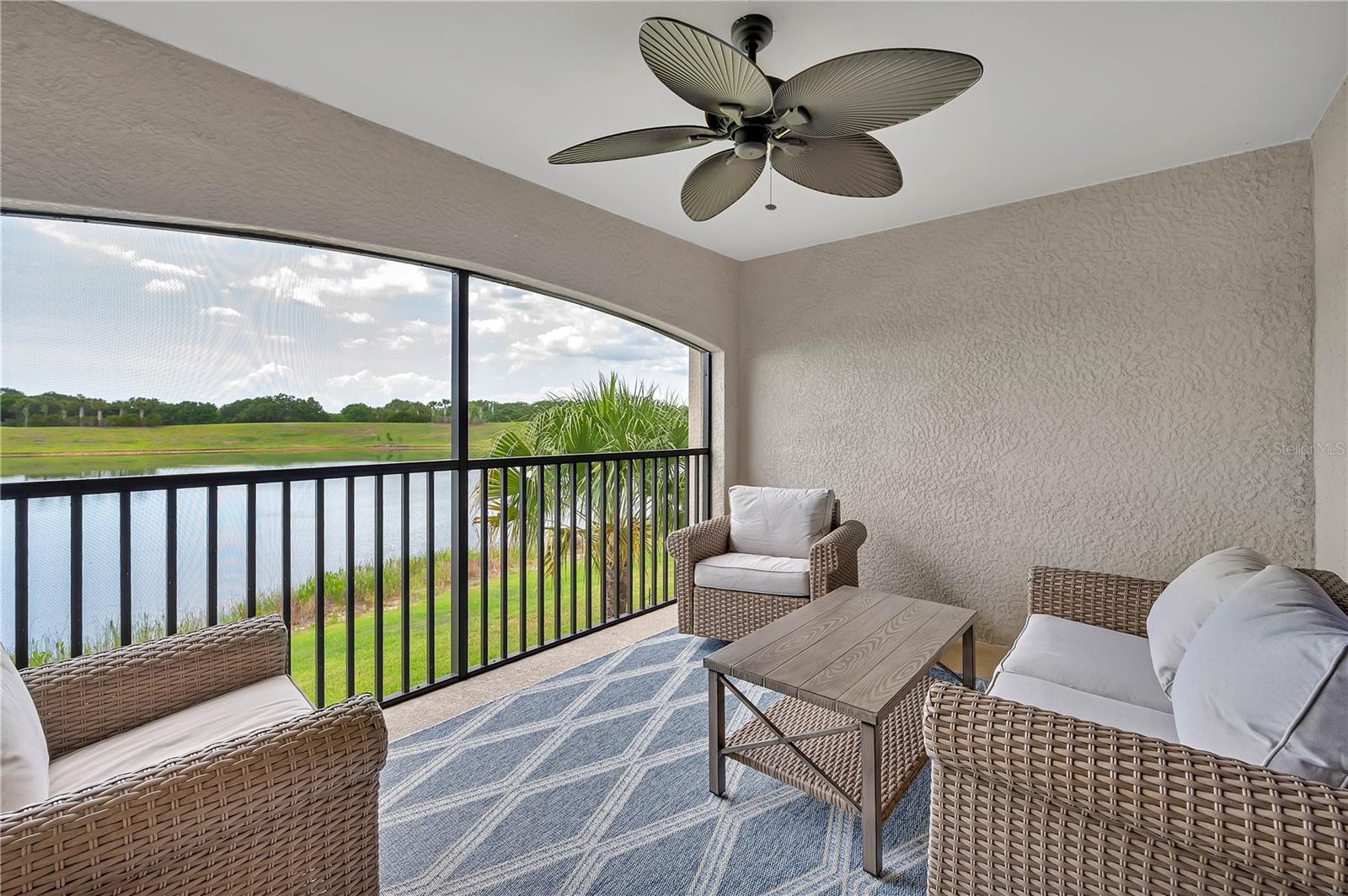 5577 Palmer Cir #201 Property Photo 1