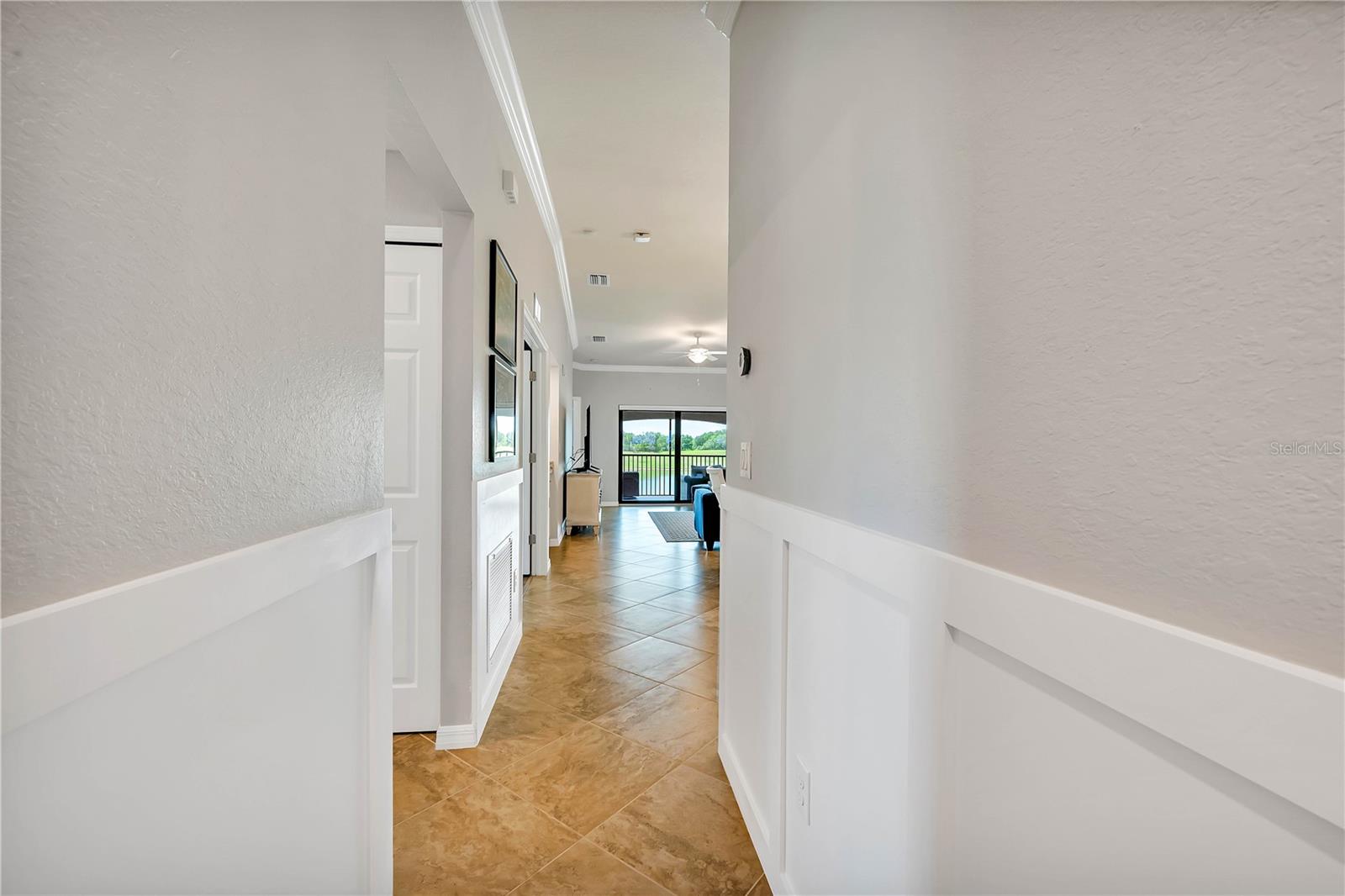 5577 Palmer Cir #201 Property Photo 4