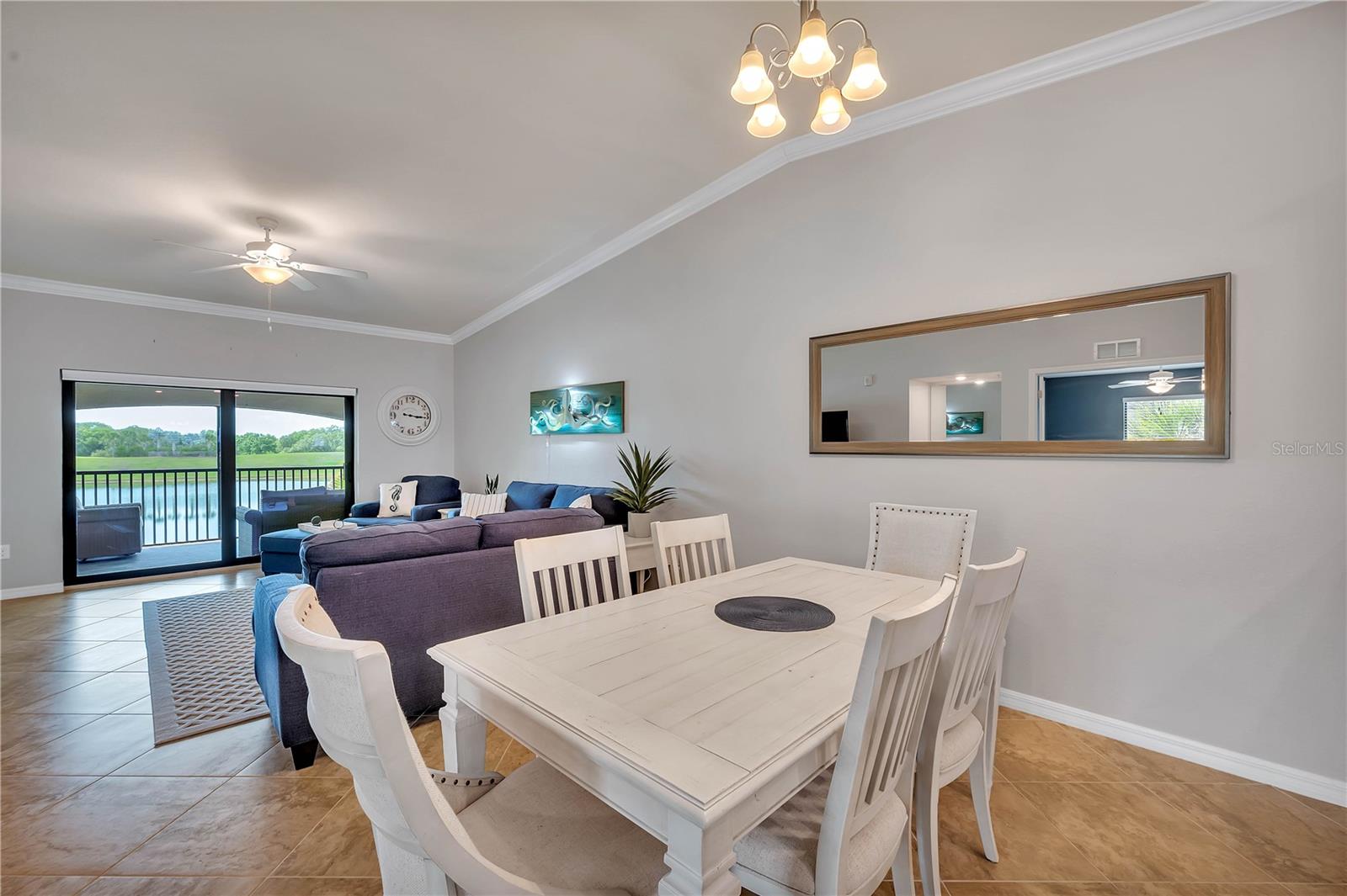 5577 Palmer Cir #201 Property Photo 10