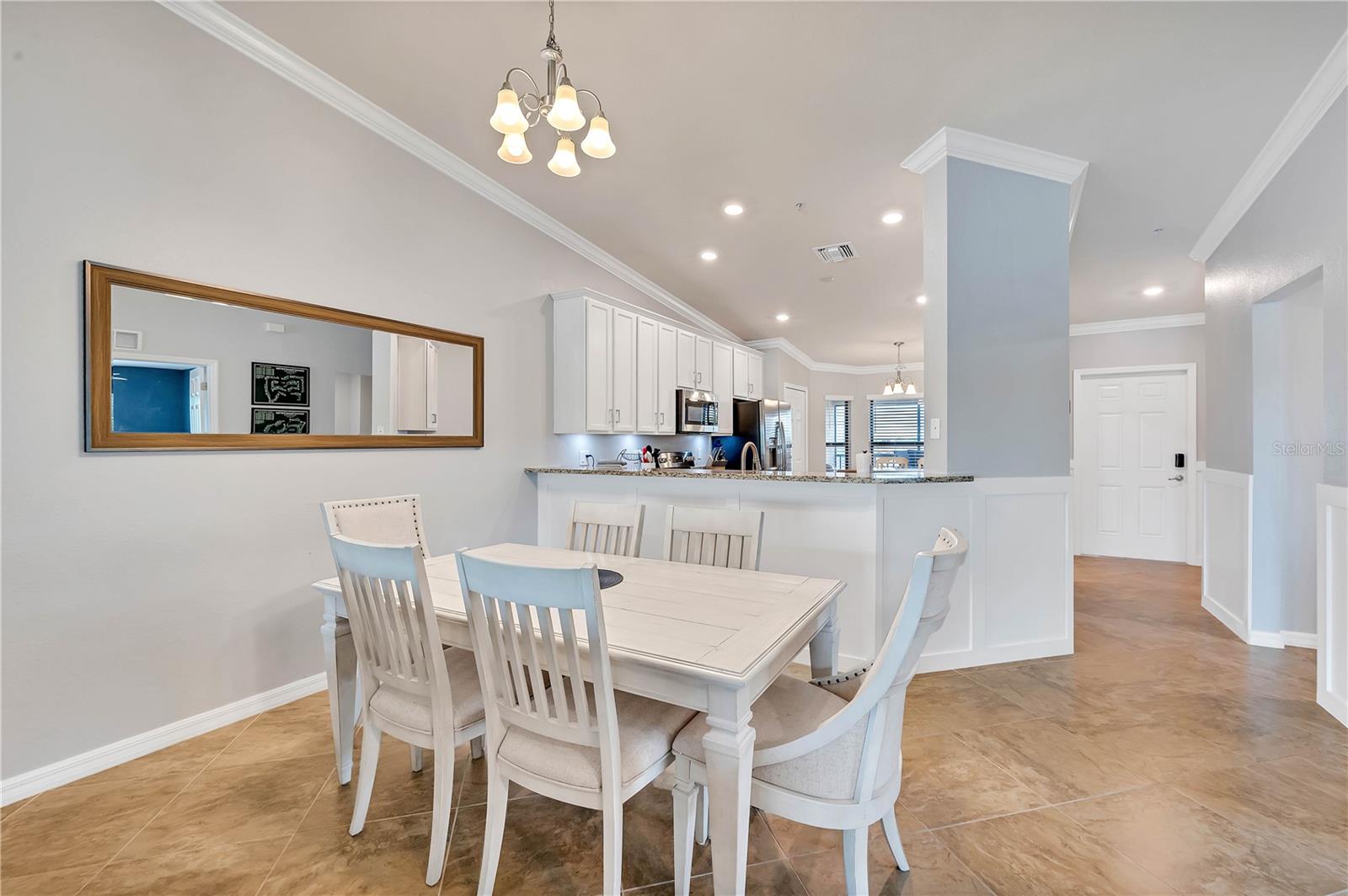 5577 Palmer Cir #201 Property Photo 11