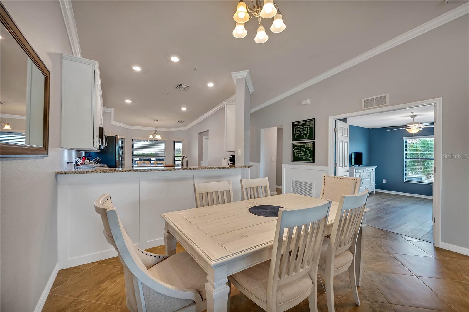 5577 Palmer Cir #201 Property Photo 12