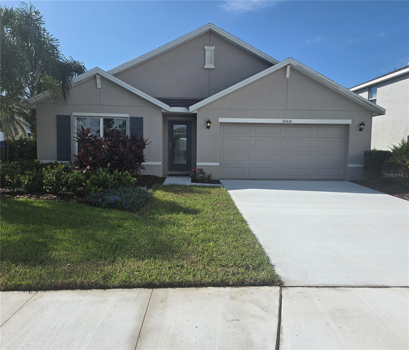 10414 Charlotte Dr Property Photo 1