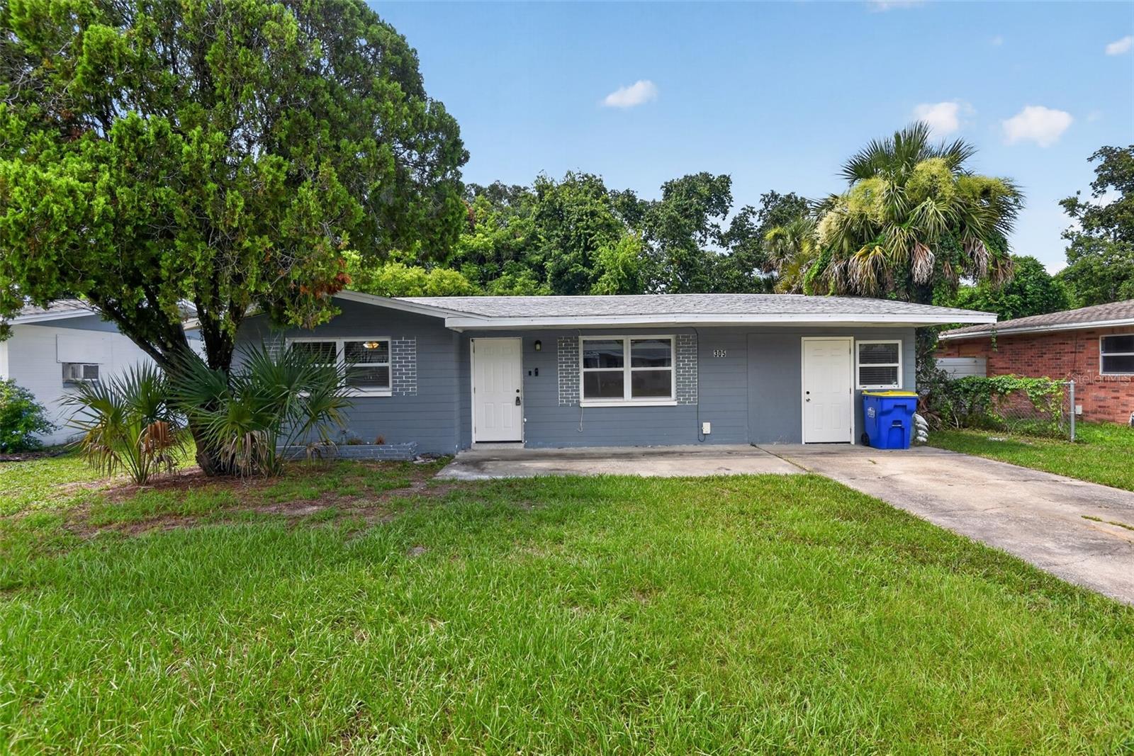 305 Joyce St Property Photo 2