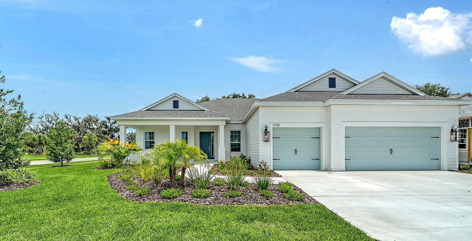 13508 Wildwater Ct Property Photo 2
