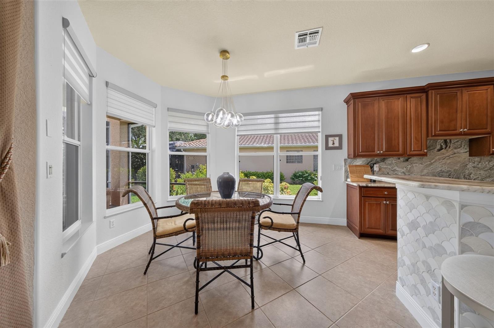 14073 Lavante Ct Property Photo 12