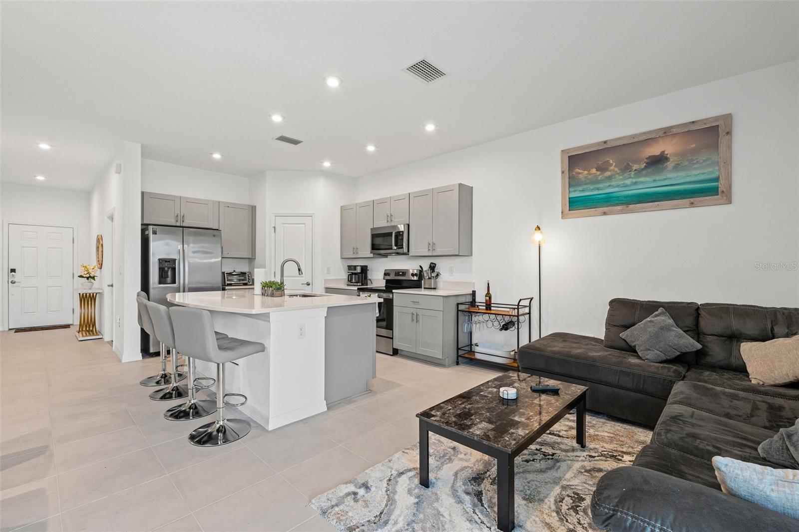 5725 Haven Ter Property Photo 9