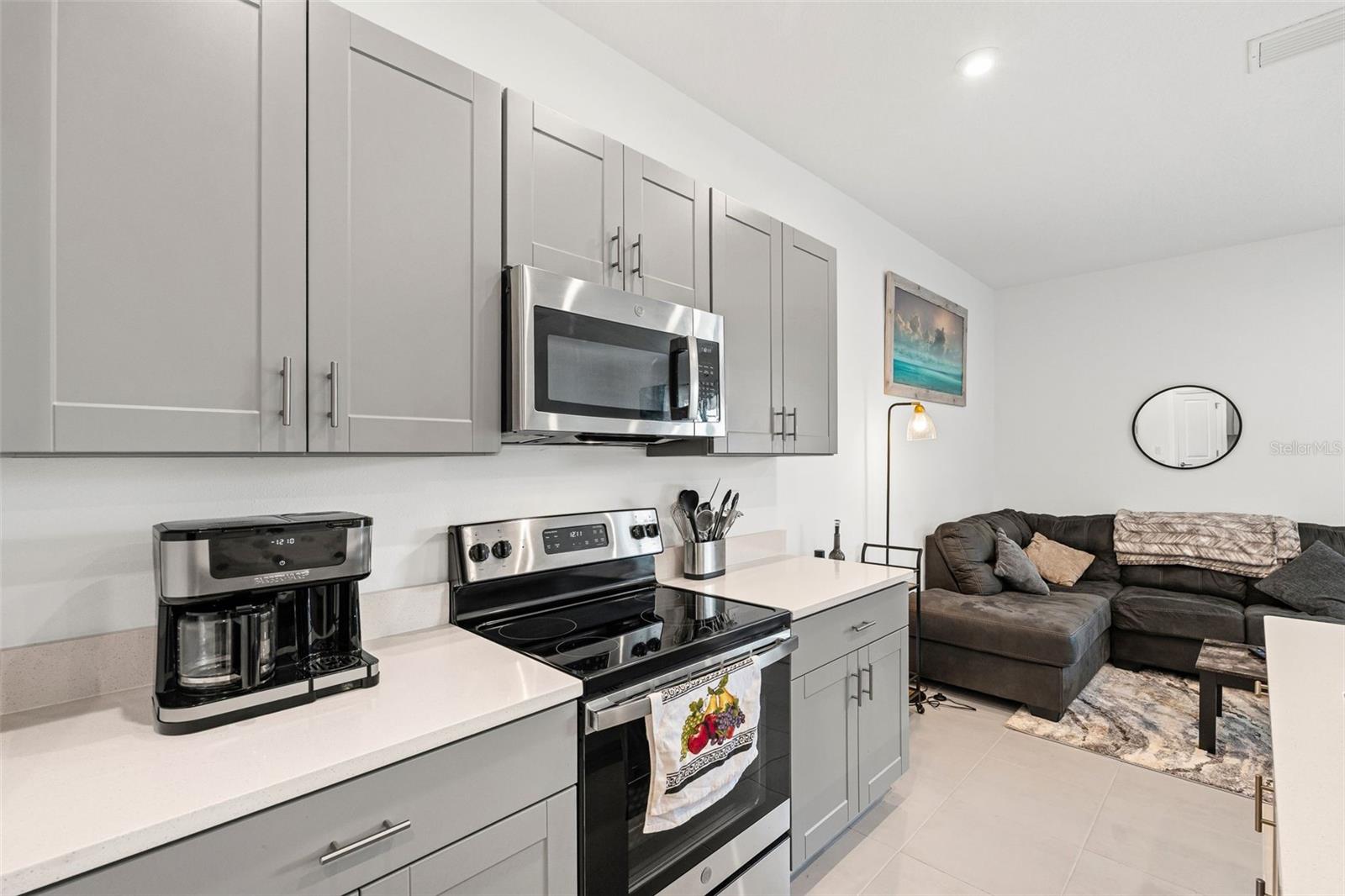 5725 Haven Ter Property Photo 12