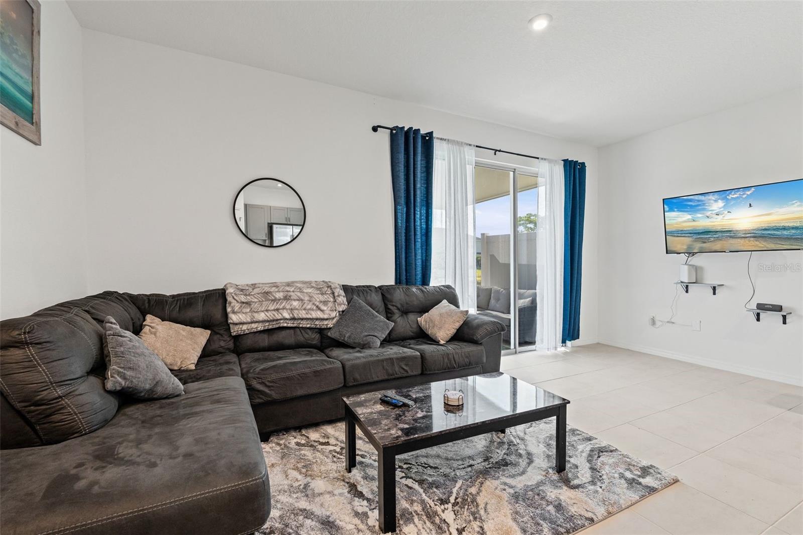 5725 Haven Ter Property Photo 16