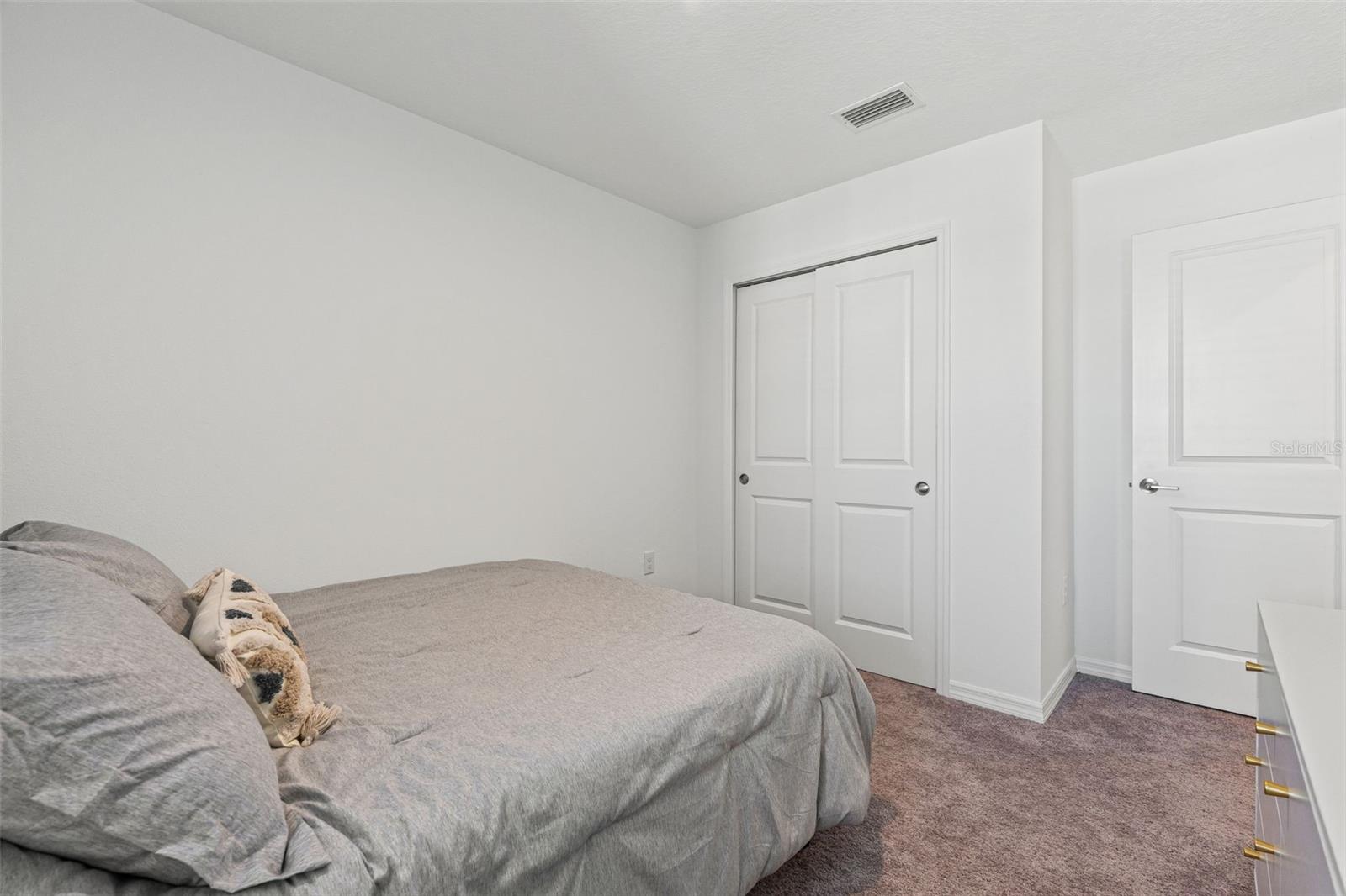 5725 Haven Ter Property Photo 24