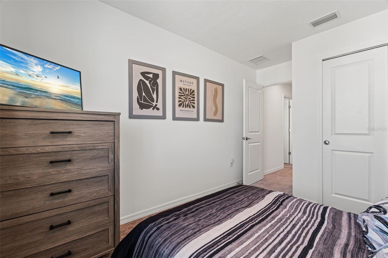 5725 Haven Ter Property Photo 27