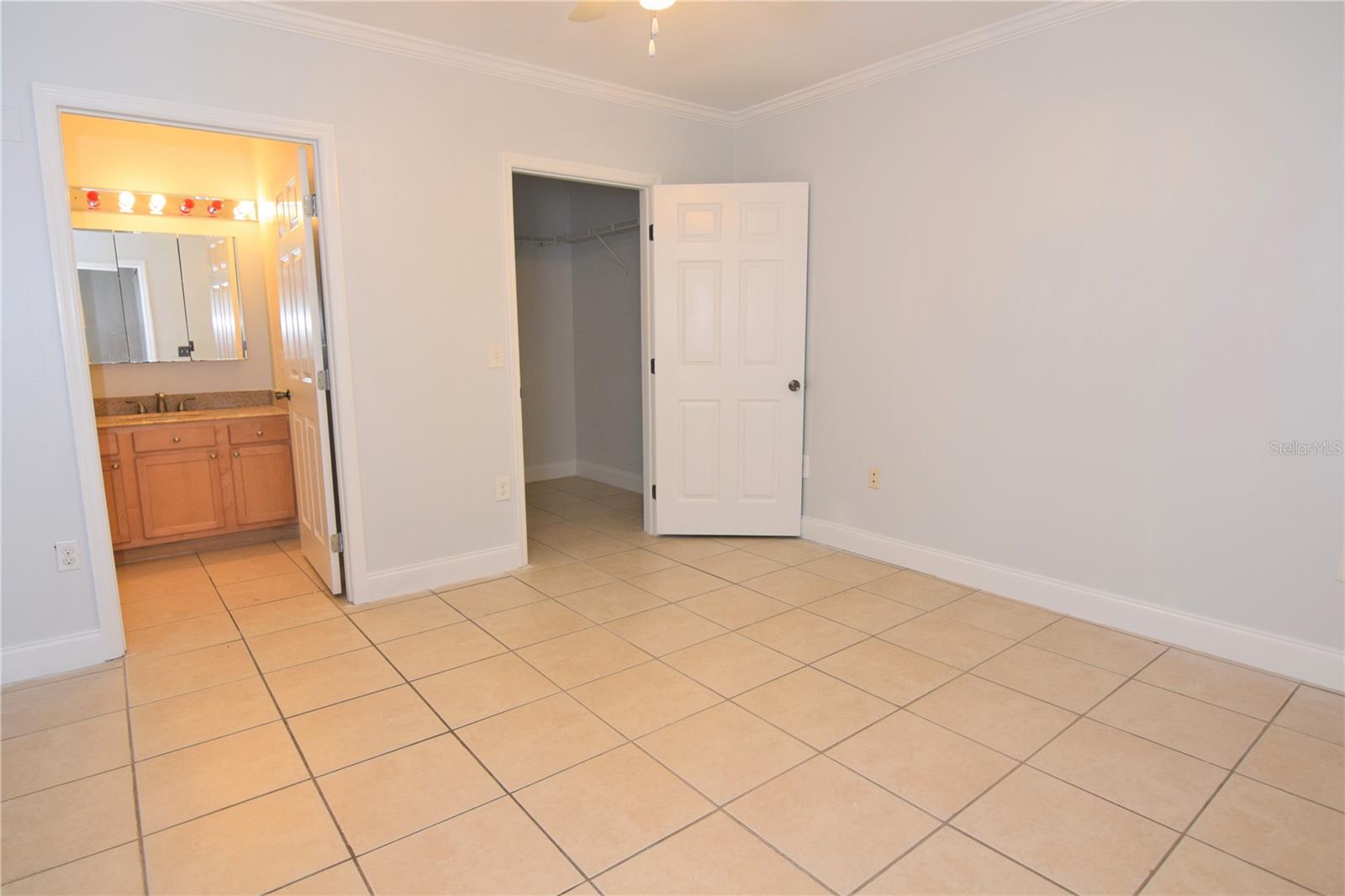 A4698197 Property Photo 10