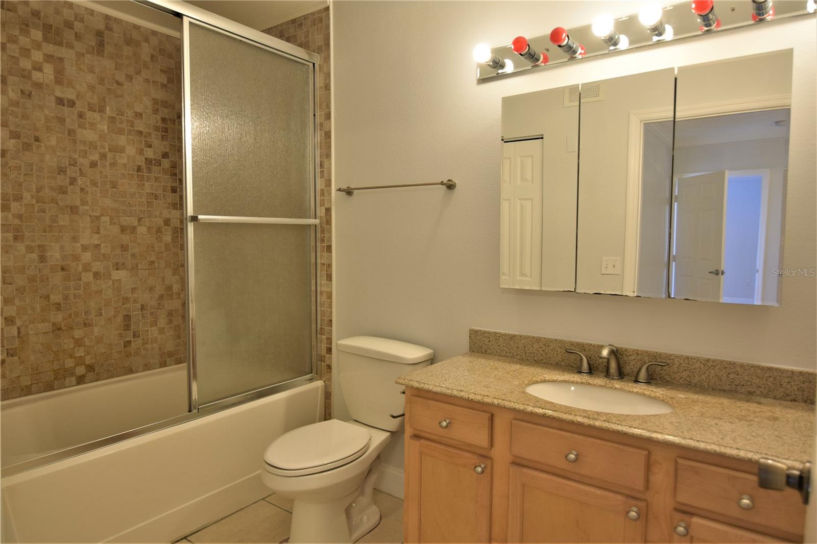 A4698197 Property Photo 12