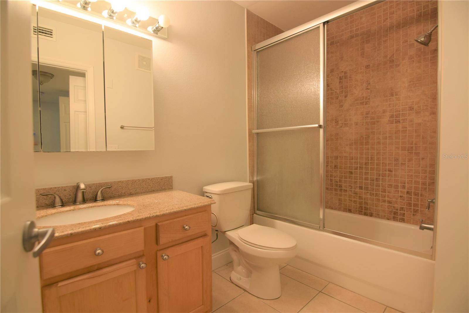 A4698197 Property Photo 15