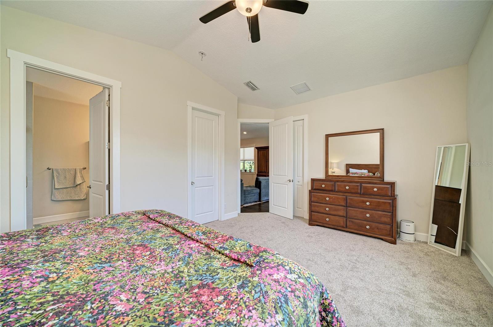 632 Virginia Dr Property Photo 24